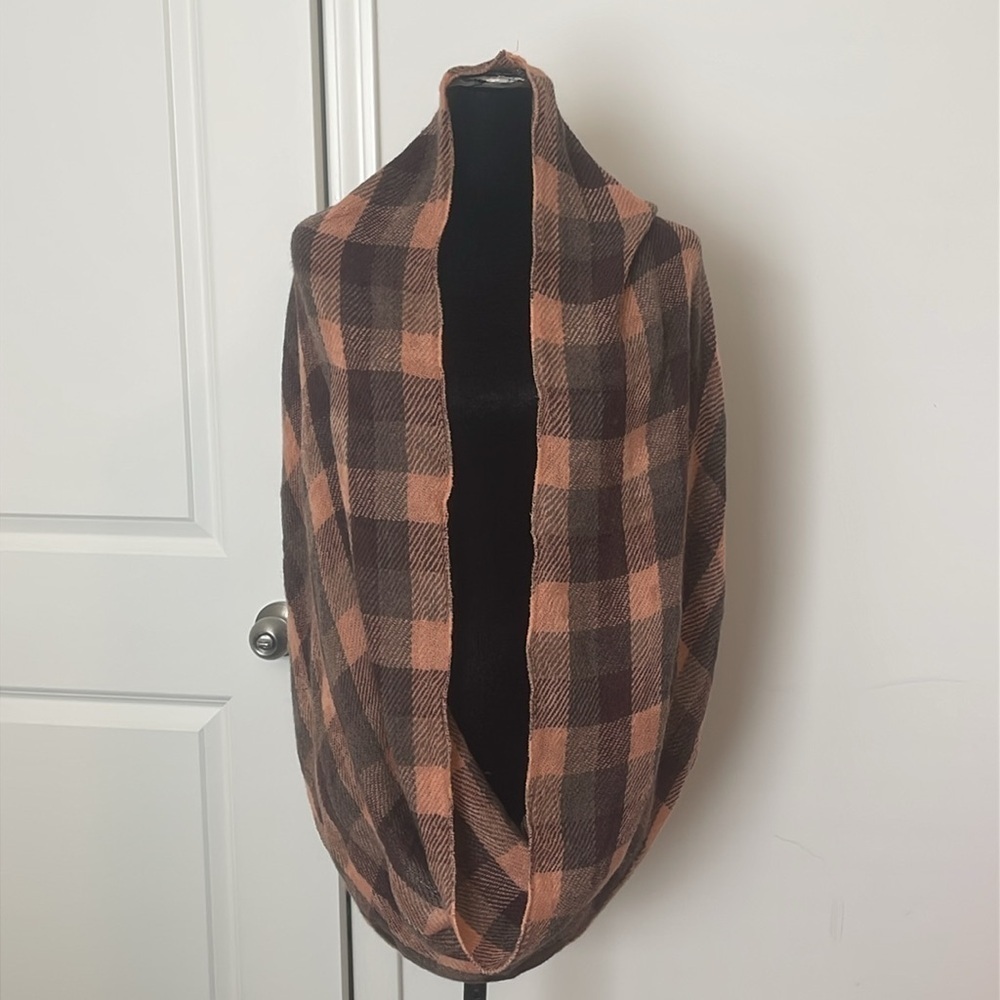NWT Gaia Pretty Persuasions Infinity Brown Plaid Scarf Mini Throw NWT